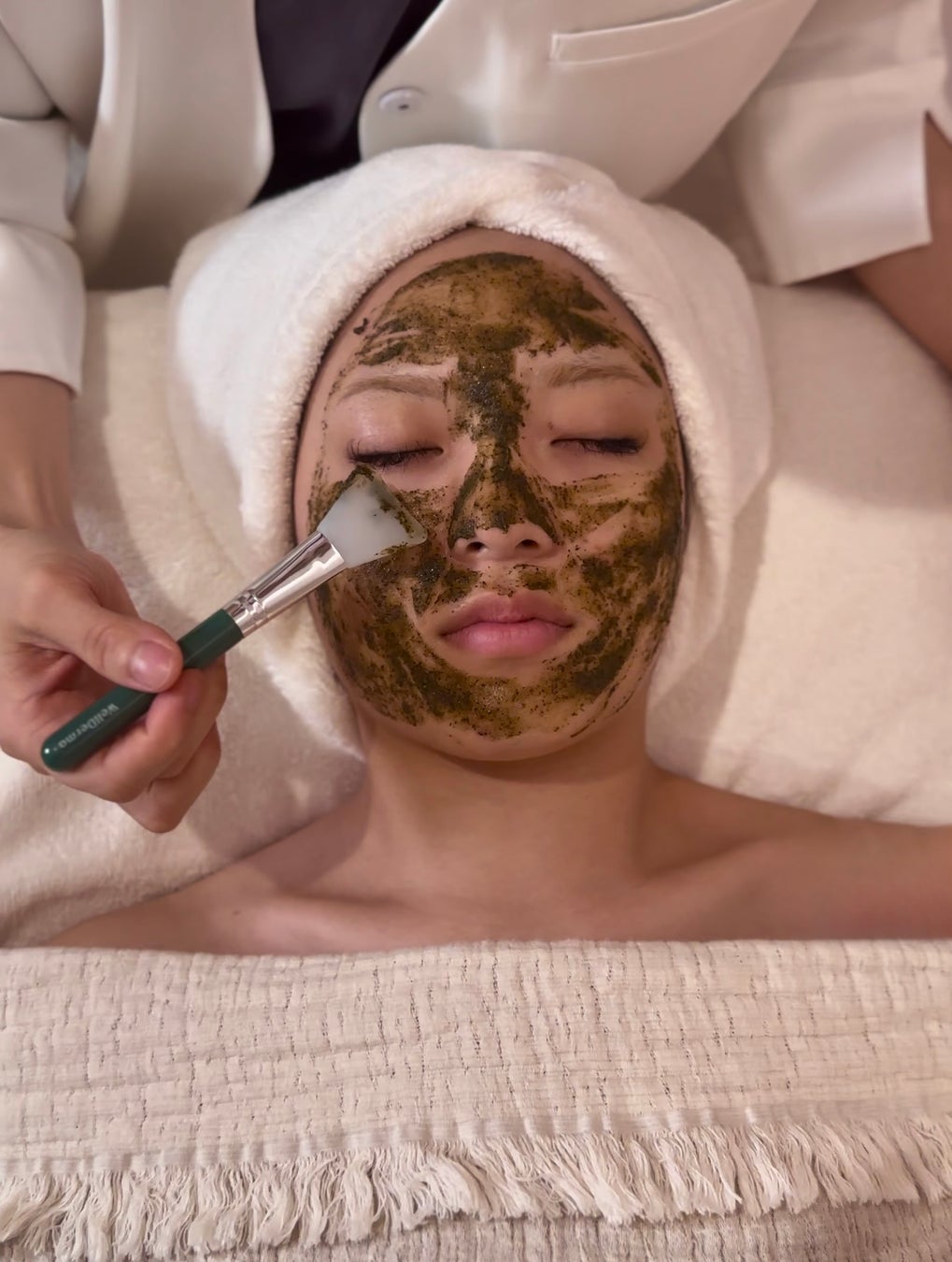 【テレビ熊本でも紹介】ブライダル向けメニュー拡充｜美容鍼灸サロン『HaRi＆ハリト』内に”毛穴レス美肌”を目指すフェイシャル専門店が誕生