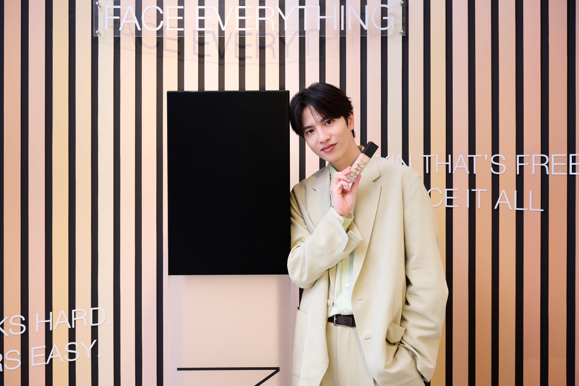 自分にぴったりなベースメイクに出会える3日限りのスペシャルイベント「 NARS FACE EVERYTING POP-UP EVENT 」にFriend of NARSを務める志尊淳氏が来場！