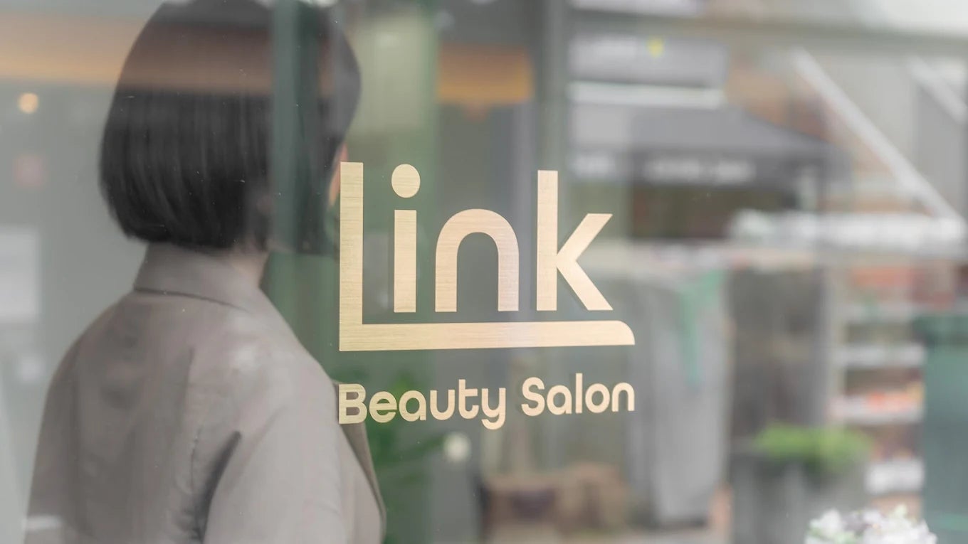 【横浜・綱島】髪質改善のプロフェッショナル「Beauty Salon Link」が店内をリニューアル！白を基調とした、より開放的で上質な癒し空間へ。
