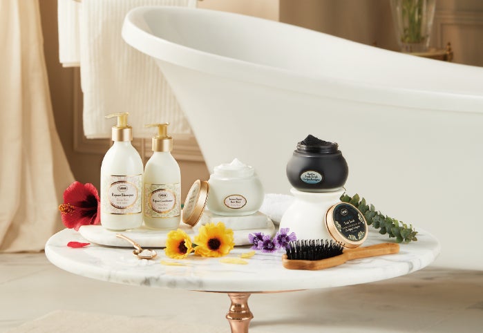 ベスコス多数受賞※1のラックス バスグロウから新シリーズ登場！広がり補正ケアが新たに加わり、“アイロンレス”髪※2へ「ラックス バスグロウ コントロール＆シャイン」