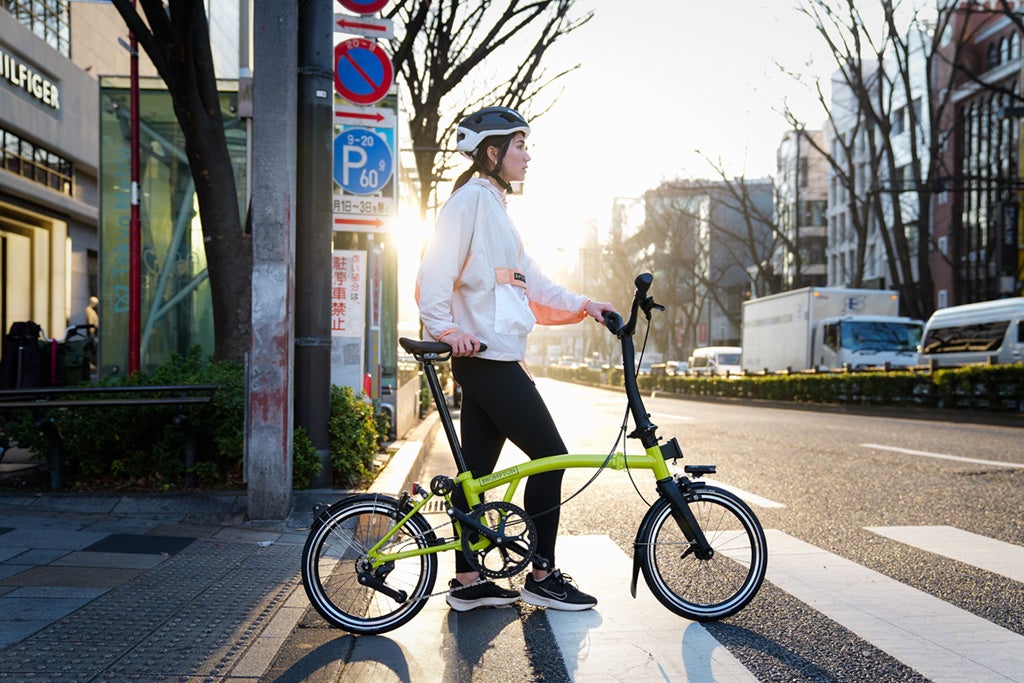 原油高で見直される“都市の移動手段” Bromptonが提案する　　　　　　　　1か月自転車通勤レンタル・キャンペーン「Commute with Joy」