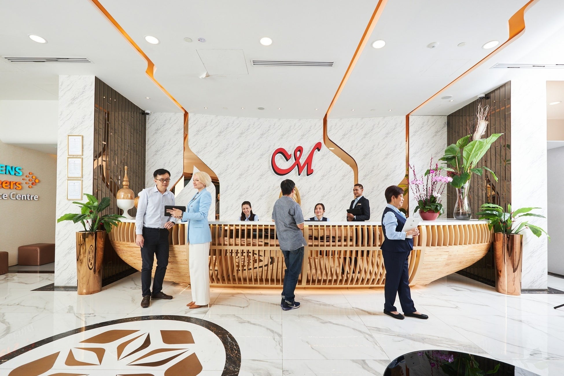 ゴールドジムとEXFIGHTがタッグを組み、コラボレーショングッズの展開を実現!