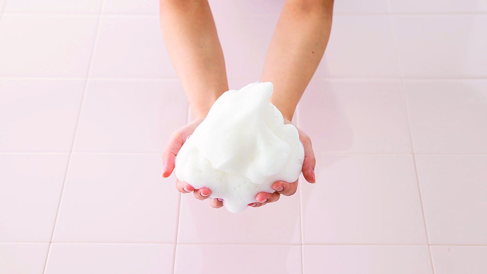 「洗う」から「整える」へ。やずや、“頭皮ケア習慣”を変えるオールインワン美容液シャンプー発売