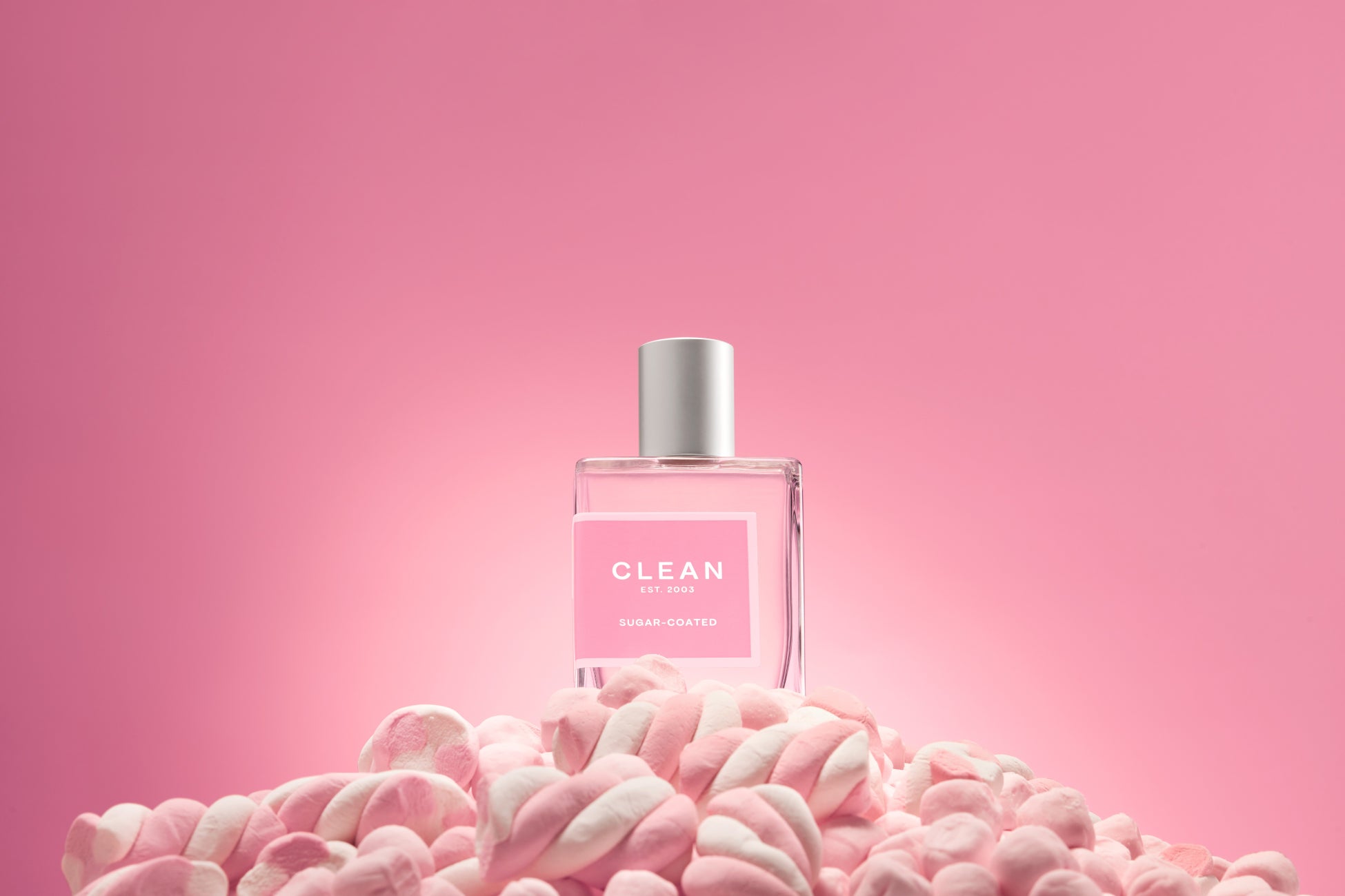 甘くて心地よい、ノスタルジックな香り「クリーン シュガーコーティッド オードパルファム」が誕生