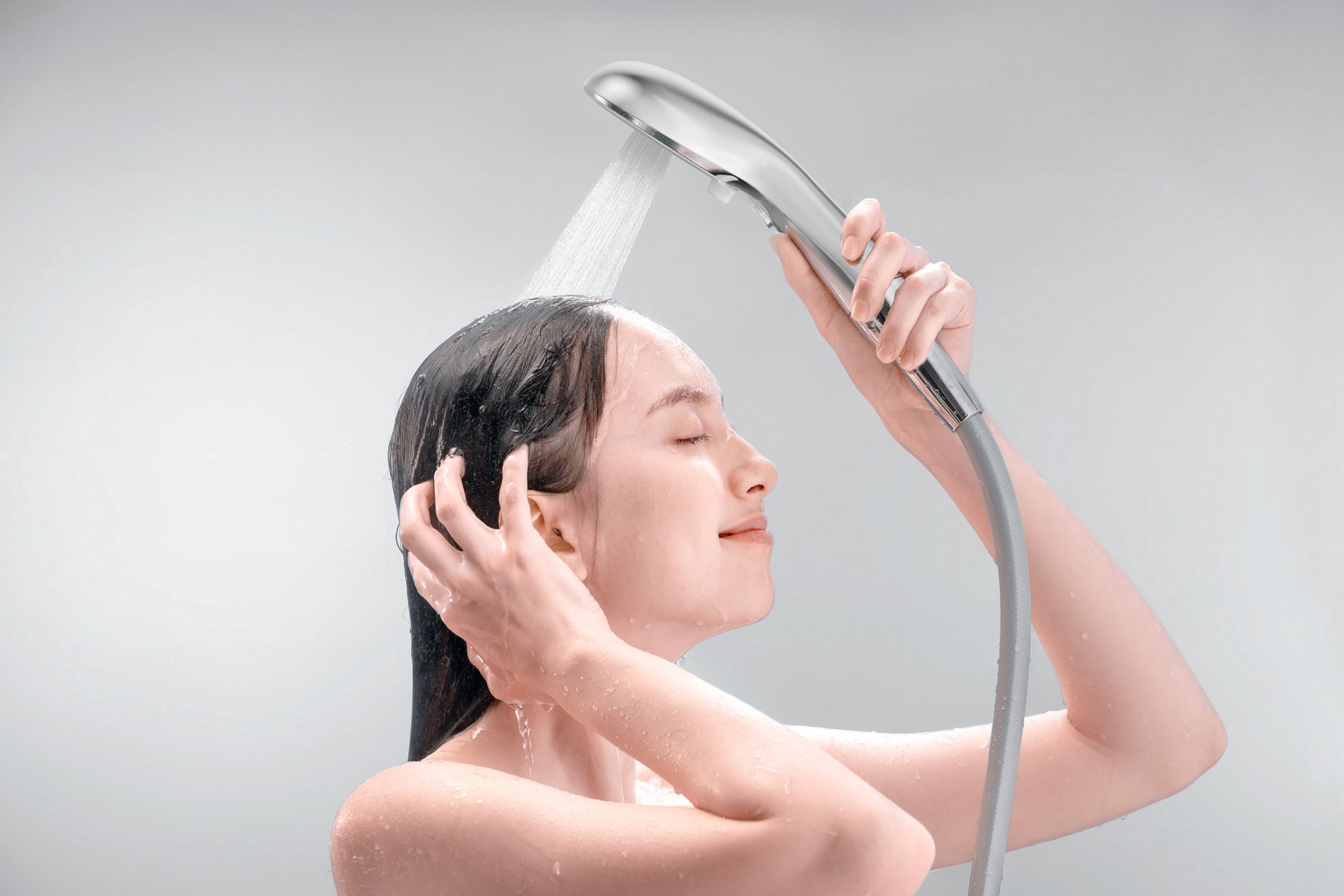 時間はかけたくない！だけど保湿はしたい「無添加※1 ミルキーミスト」で全身うるさらに