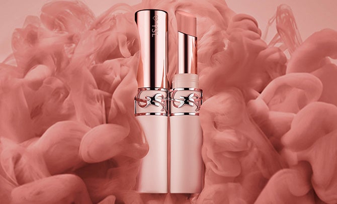 YSL BEAUTYのリップ史上、最大のヒットとなる新“ふわじゅわ”リップ「YSL ラブヌード リップスティック」から待望の刻印サービスが4月22日（水）より開始。