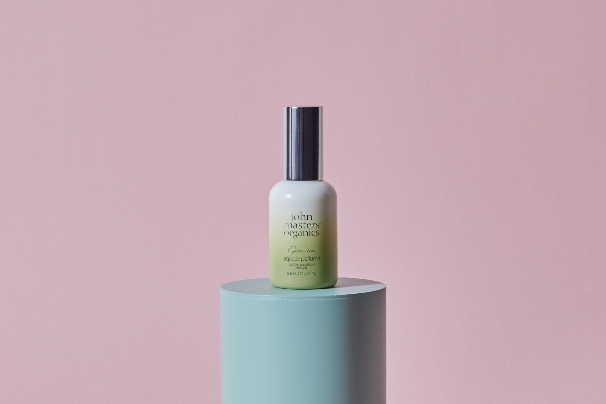 2026.4.23 debut　青く甘く奥深い香り、長く留めて。肌をやさしく包む水性フレグランス。