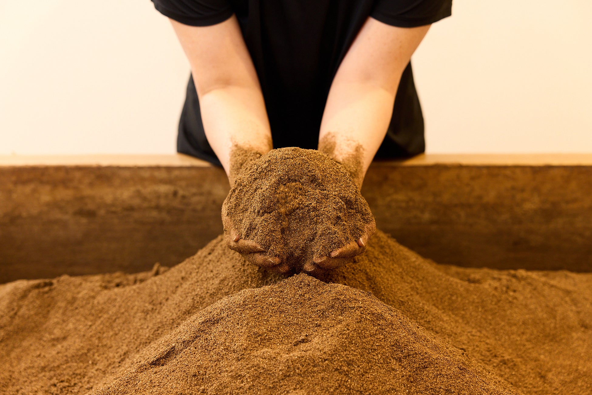 医療現場の“見えない疲労”に向き合う――蘇生会総合病院、職員向けに専用酵素風呂を導入