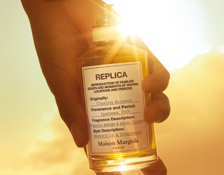 メゾン マルジェラ フレグランスより、南国の楽園が夕陽に染められていく香りを再現した新作「チェイシング サンセッツ」を2026年5月21日（木）発売