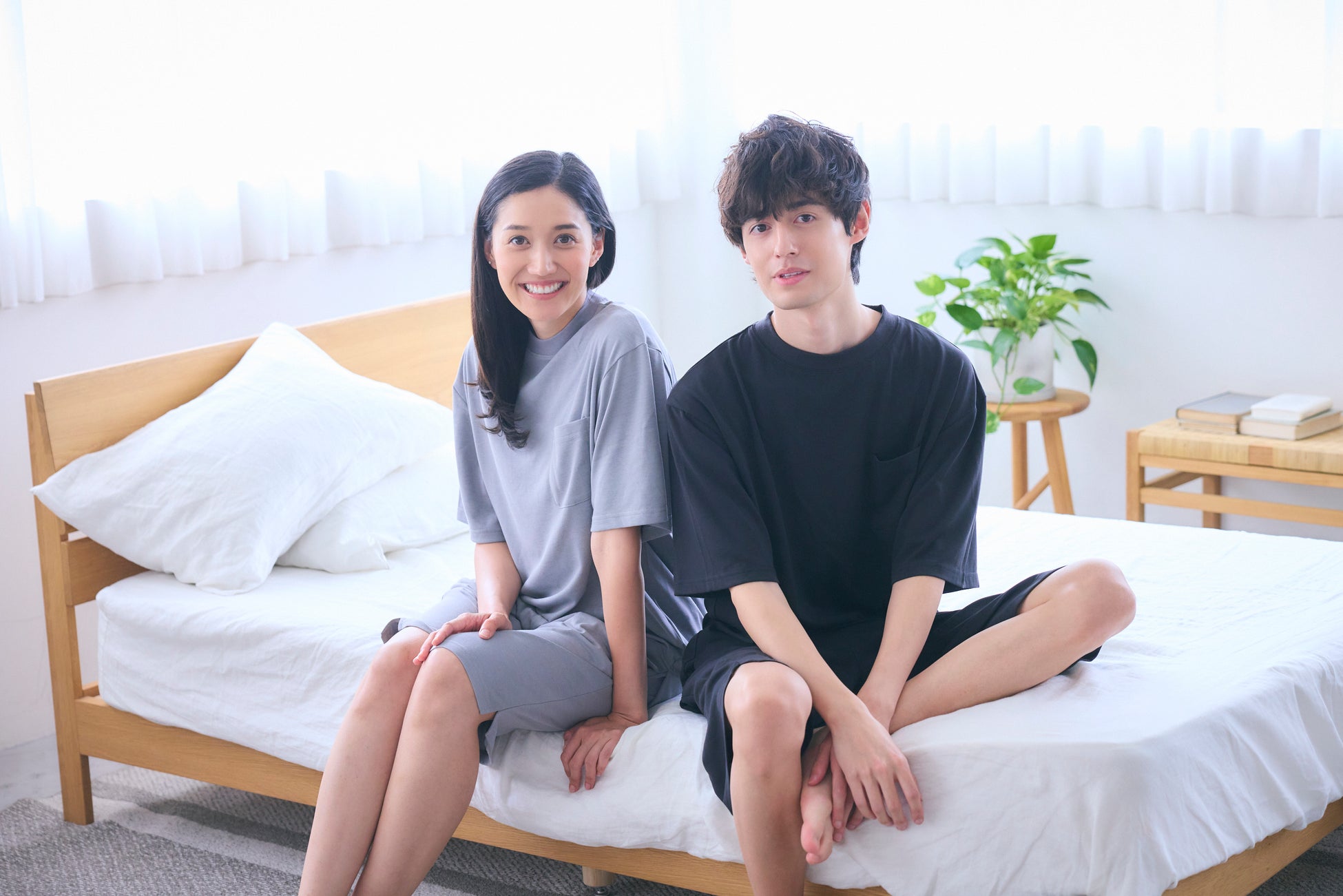 春夏の”寝苦しい夜”にリカバリーウェアを。待望の半袖モデルが新発売！