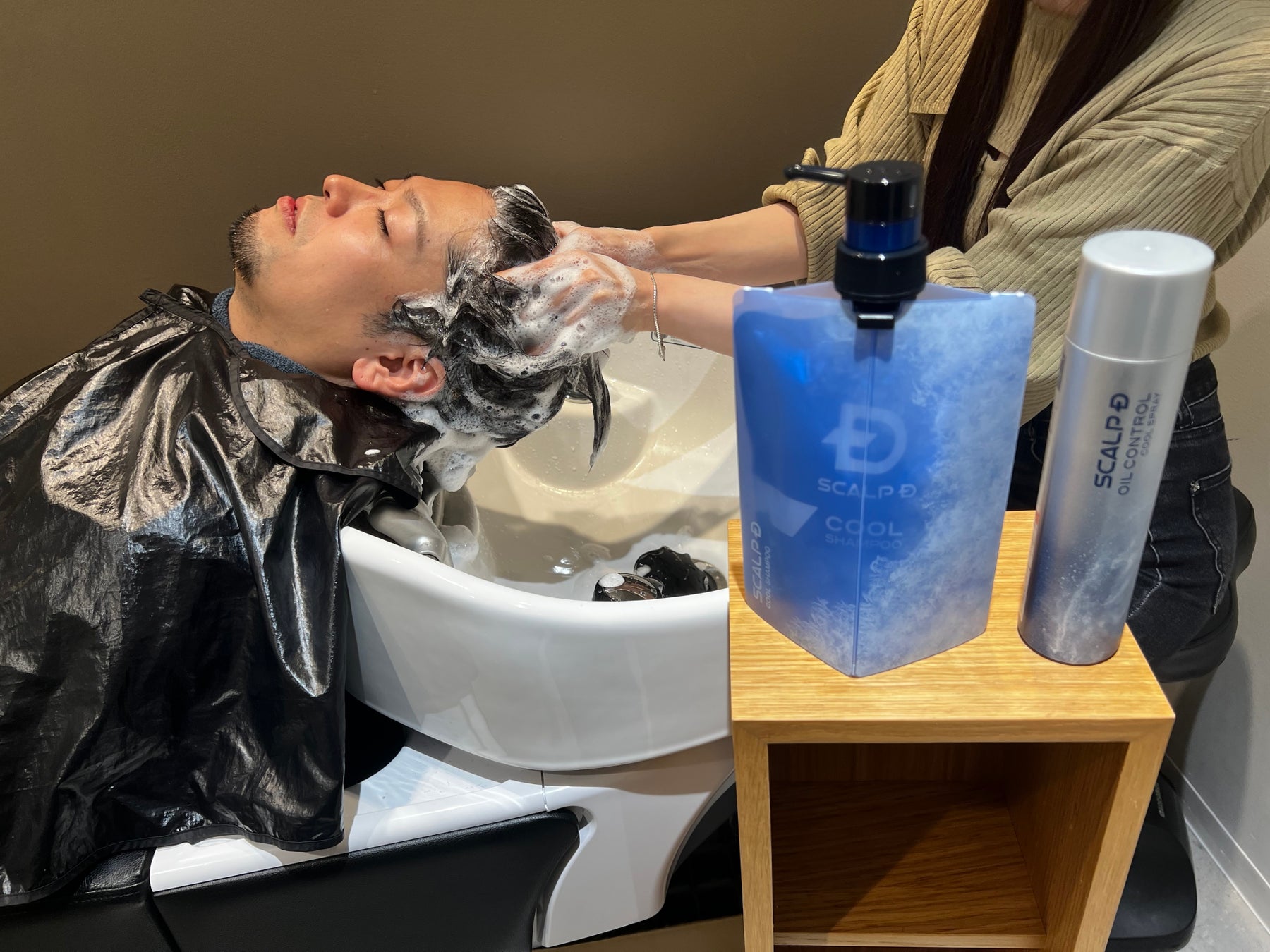 ヘアメディカルサロン東京にて最高気温に応じてヘアカット価格が変動する「猛暑割」を期間限定実施　クールシャンプーを使用したヘッドスパ付き限定プランを提供
