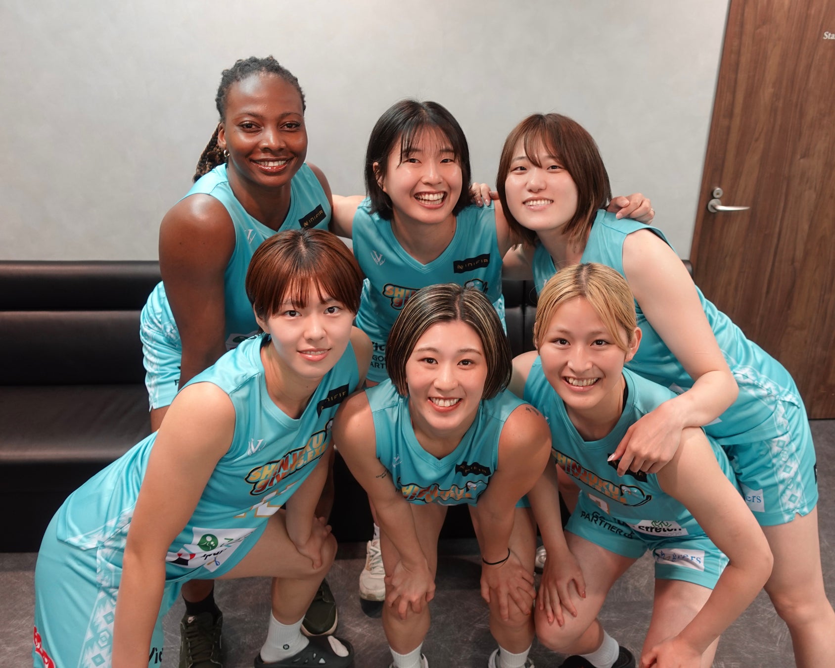 新宿の女子プロ3×3「新宿givers」、フィリピン・セブの国際大会に日本から招待されて出場——新宿区長を表敬訪問