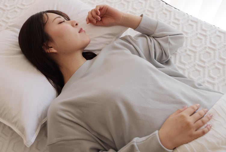 【合同会社HappySleep】忙しい女性の睡眠をサポートする「眠れる森のリカバリーウェア」誕生。眠るたび、明日の私が美しくなる。