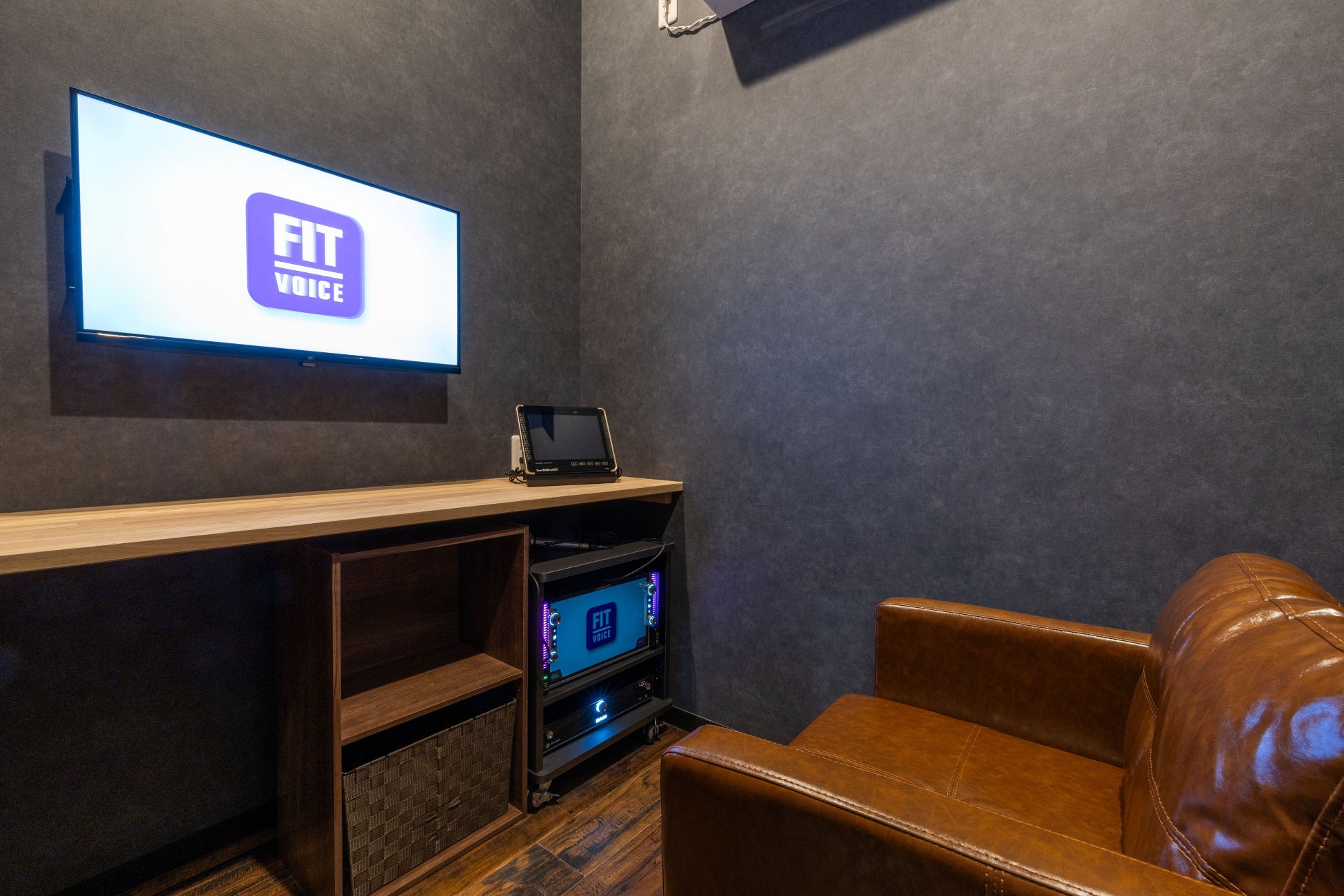 【新時代のウェルネス体験！】アミューズメントフィットネスクラブ×カラオケ「FIT-VOICE」初導入！