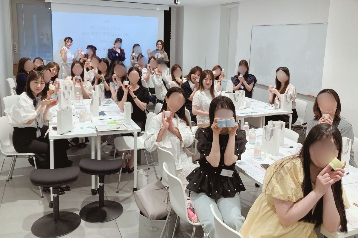 社長・社員と直接対話し、ブランドの想いに触れるインフルエンサーイベントを開催【敏感肌ブランド ディセンシア】