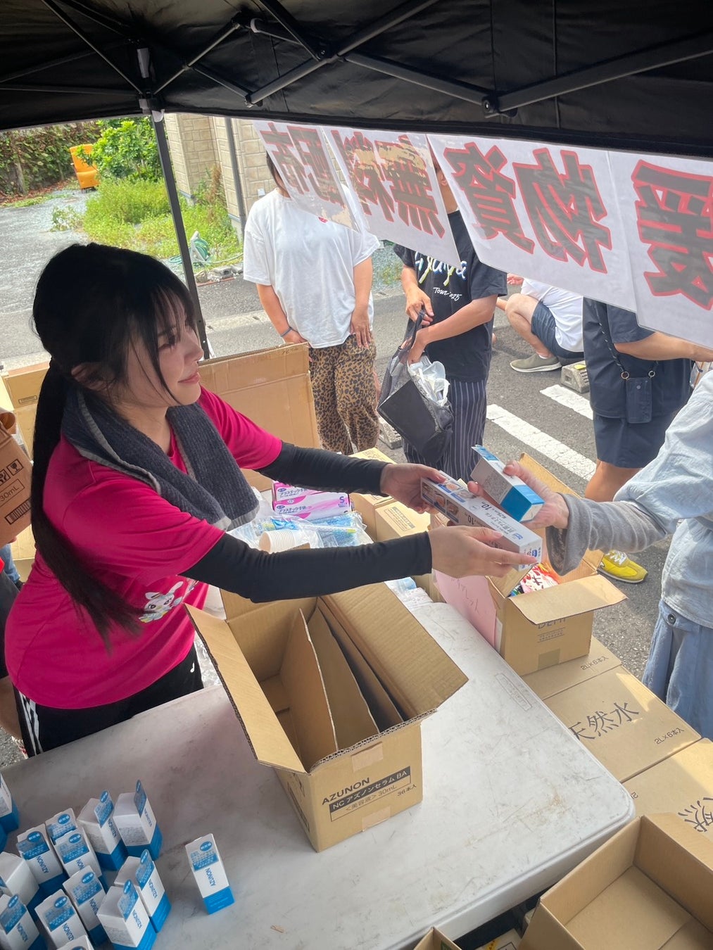 「美容は災害時に必要なのか？」美容インフルエンサー・ぎょうざのりさが熊本被災地で5日間支援、熊本市へ義援金100万円を寄付