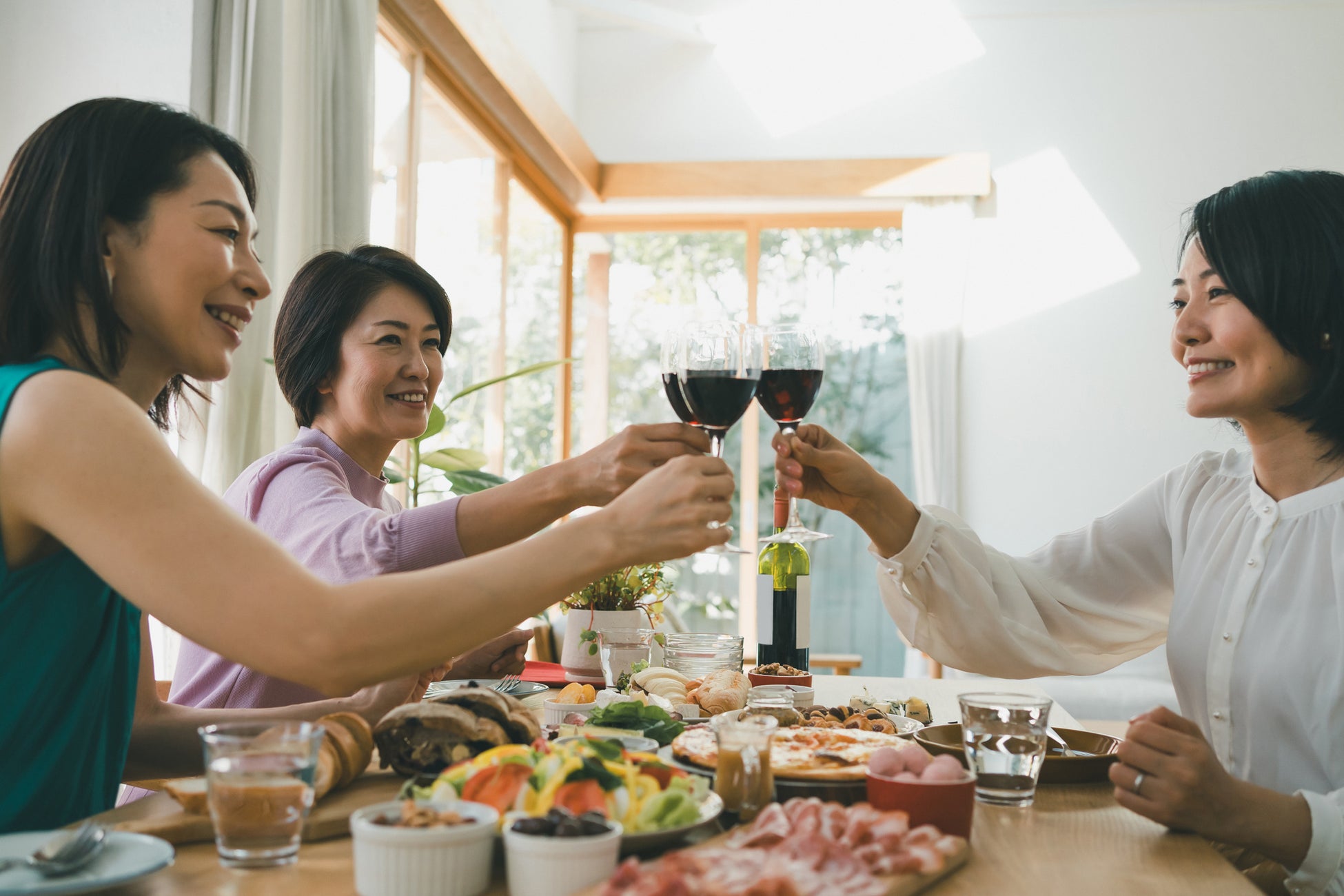 「食べすぎた翌日」にリセットしたい女性が約半数　求めるのは、翌日から【自分でできる“小さなリセット”】｜35〜59歳女性500人調査