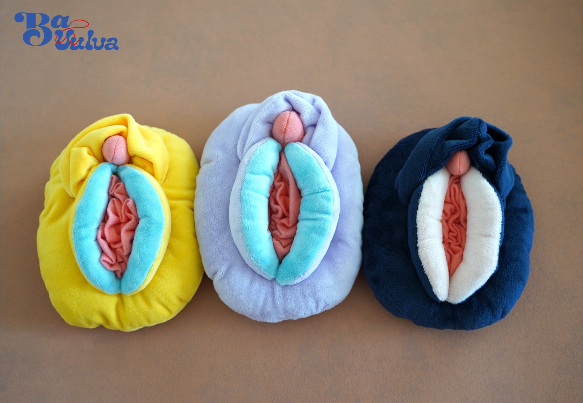ばあばたちと作る性教育パペット「Ba-Vulva」、手のひらサイズのエントリーモデル「MINI」発売開始