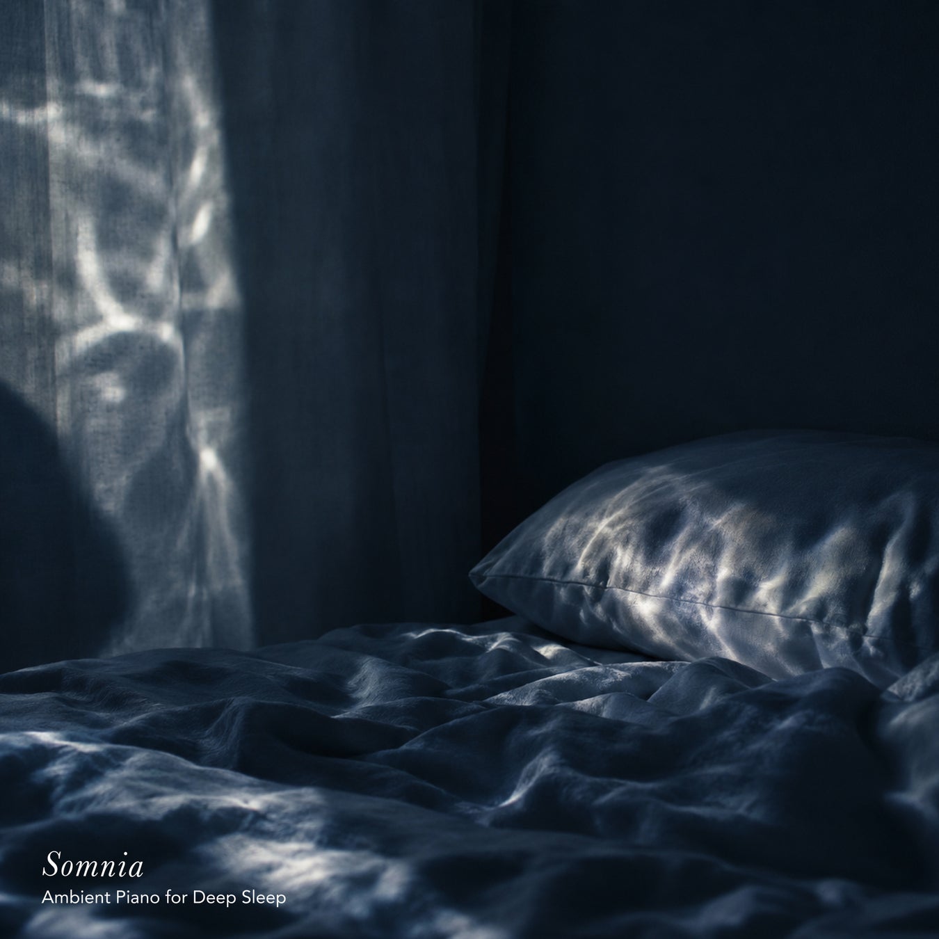 眠りに向かう時間を穏やかに整えるスリープ・アルバム。Sugar Candy『Somnia – Ambient Piano for Deep Sleep』9月4日配信開始